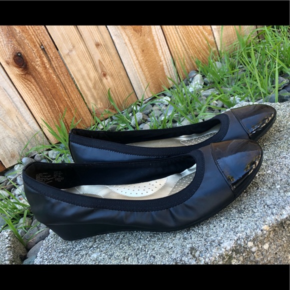 dexflex comfort Shoes - Dexflex comfort black flats used size 10